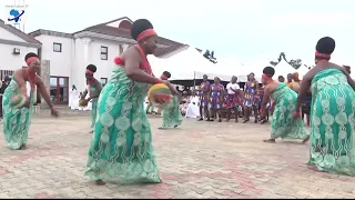 Edo Women - Dancing Group Perform for the Oba of Benin.