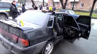 В Кременчуці правоохоронці затримали небезпечних розбійників, які погрожували підірвати гранату