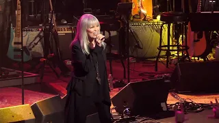 Pat Benatar & Neil Giraldo - Heartbreaker ~ Ring Of Fire 3-9-23 Beacon Theater, NYC