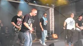 Takt.Plus.Mic feat. String Puppets - Deine Tränen fallen nicht LIVE!!