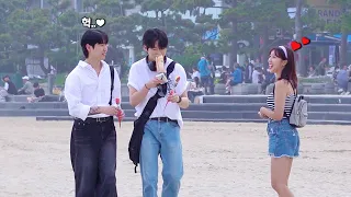 Girl Giving Rose To Korea Handsome Boy🌹 Korea Boy Awesome Reaction!