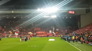 Liverpool  - FC Bayern Munich 19.2. - Fans  *You'll never walk alone*