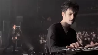 BLACK REBEL MOTORCYCLE CLUB - "Spread Your Love" (Live In London)