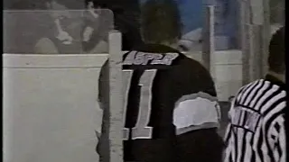 Marty McSorley vs Marc Laforge - Nov 4, 1989