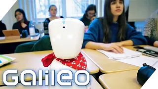 Mit Roboter "Ivi" können schwerkranke Schüler wieder zur Schule gehen! | Galileo | ProSieben