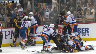 New York Islanders vs Pittsburgh Penguins big scuffle ￼