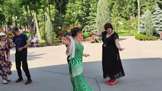 Калабаня Танцы 🕺🕺🕺 в парке Горького Июнь 2021 Харьков