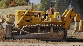 Vintage Caterpillar CAT D9G Bulldozer Working at Wheels at Wanaka 2023