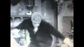 The Addams Family  dance to The Ramones!