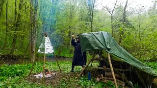 3 Days of Wild Camping in Heavy Rain, Bow Drill Fire, Tripod Tarp Shelter, Survival Skills