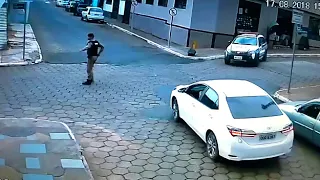 Motorista atropela tenente da Polícia Militar ao fugir de blitz no Sul de Minas