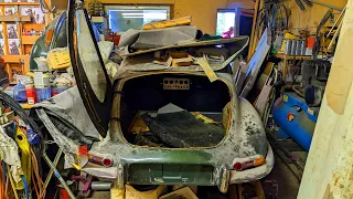 Flatfloor E-Type Barn Find