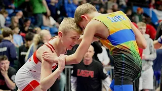 U13 L. Kelly (USA) vs K. Jokubauskas (LTU). Greco-Roman 47kg youth wrestling.