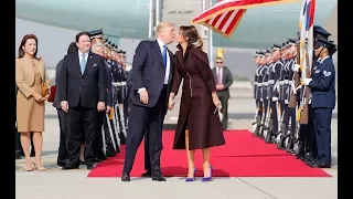 Melania Trump Lands a Kiss