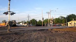 UP1995Leads buisness train thru dupo il