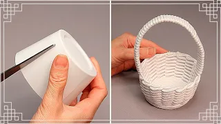 A simple idea how to recycle and transform a plastic glass into a wonderful basket!