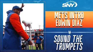 See Edwin Diaz and hear 'Narco' as Mets introduce their injured closer during 2023 home opener | SNY