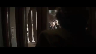 трейлер детективного триллера Девушка в тумане с Жаном Рено, в кино с 25 января