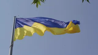 У Дніпрі замінили найбільший прапор України на новий