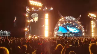 ACDC - For Those About To Rock (We Salute You) (Live San Francisco Sept 25/15)