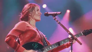 Caroline Jones - Million Little Bandaids Live with the Zac Brown Band