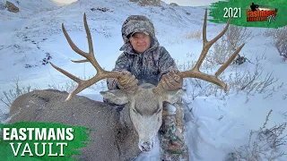 Buck DROPS Like A ROCK! Montana Mule Deer Hunt with Guy Eastman