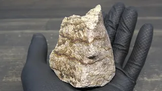 滝で拾ったピンクの石を磨いてみた Stone polishing