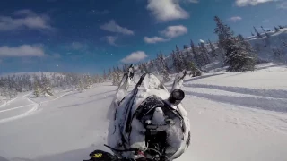 Yamaha Viper McXpress Turbo 270hp in deep powder