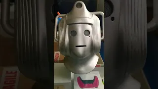 this planet earth invasion cyberman head