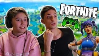 TEODM ME ENSEÑA A JUGAR AL FORTNITE !