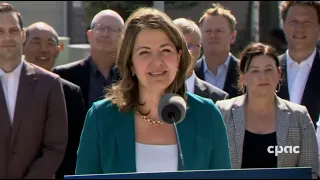 Alberta UCP Leader Danielle Smith begins election campaign with tax-cuts promise – May 1, 2023