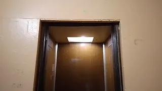 Самый старый лифт в Туле! Лифт Строммашина и оригинальное купе [1972 г.в] [г. Тула ул Кауля 7]