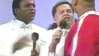 WWC: TNT reta a Carlos Colón (1990)