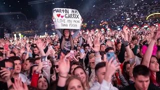 Martin Garrix plays "High On Life" at UNTOLD 2021