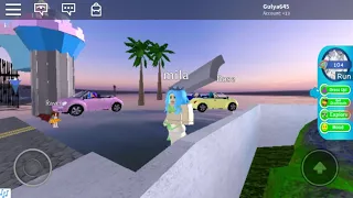 Играю в roblox школа фей,принцес,русалок.