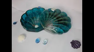 Epoxy Resin Sea Shell trinket box / Jewelry Box / Glitter Trinket Box xx