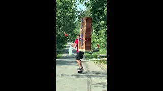 Pizza Guy completes World's Biggest Delivery!