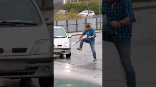 Invisible box on the crosswalk🦓 ! Driver`s reaction: ❤️