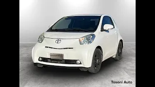 TOYOTA-iQ