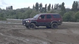 thrashing my v6 surf in the mud in 2wd ,waimak river NZ