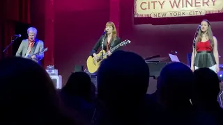 “In Liverpool” Suzanne Vega @ City Winery NYC 12/23/22