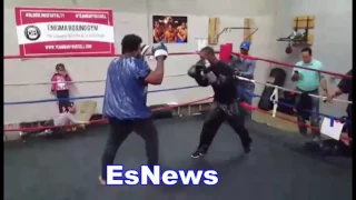 Crazy Hand Speed - Gary Russell Jr Working Out EsNews Boxing