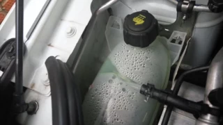 Lada XRAY: проблема с расширительным бачком охлаждающей системы