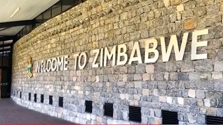 TRAVEL WITH ME FROM CAPETOWN TO ZIMBABWE VIA ROAD||ROAD TRIP BY BUS