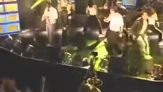 Blue - Get Down On It (Pop City Live, 14.11.2004)