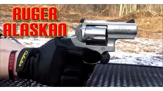 Shooting the Ruger Super Redhawk Alaskan 44 magnum!