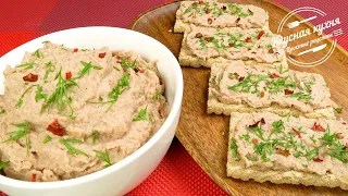 Delicious bean paste in minutes. Quick snack, spread on sandwiches