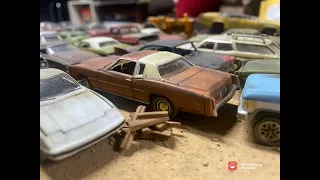 1/64 Auto World Diecast Junkyard