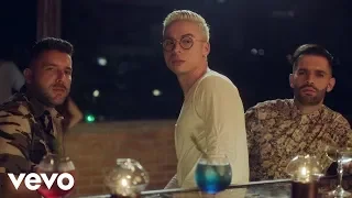 Alkilados - Flaca (Video Oficial) ft. Reykon