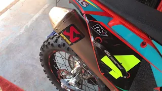 FMF 4.1 RCT vs AKRAPOVIC KTM 500 SOUND